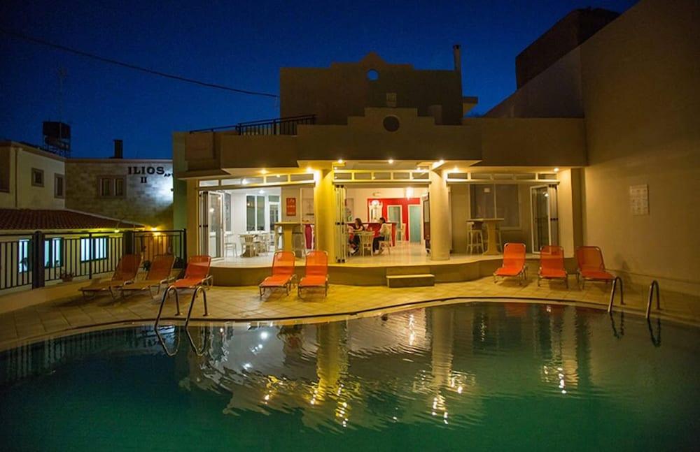 Malia Central Apartments Esterno foto