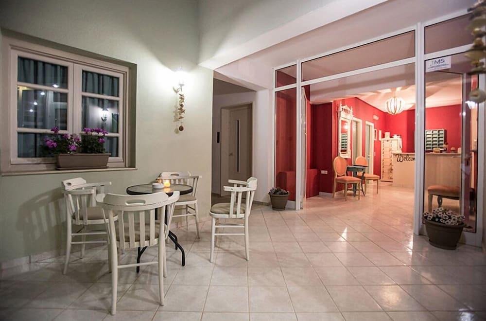 Malia Central Apartments Esterno foto